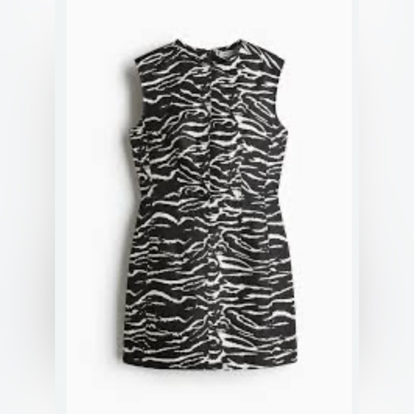 H&M Jacquard-Weave Mini Dress - Picture 7 of 7